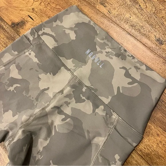NO BULL High Rise Camo Pocket Biker Short Size XS - Picture 2 of 4